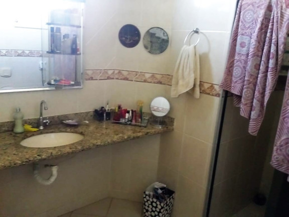 Imagem Casa com 5 Quartos à Venda, 