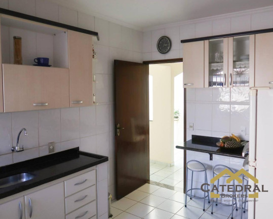 Imagem Casa com 4 Quartos para Alugar, 232 m² em Caxambu - Jundiaí