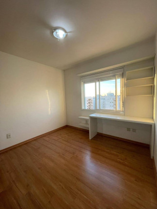 Imagem Apartamento à Venda, 132 m² em Passo Da Areia - Porto Alegre Imagem Apartamento à Venda, 132 m² em Passo Da Areia - Porto Alegre