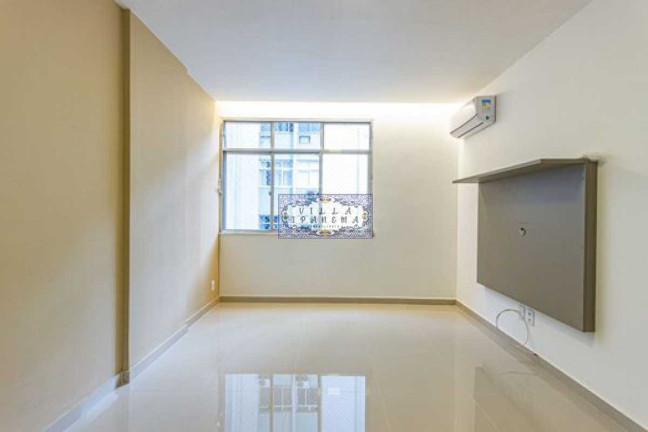 Imagem Apartamento com 2 Quartos à Venda, 68 m² em Lagoa - Rio De Janeiro Imagem Apartamento com 2 Quartos à Venda, 68 m² em Lagoa - Rio De Janeiro