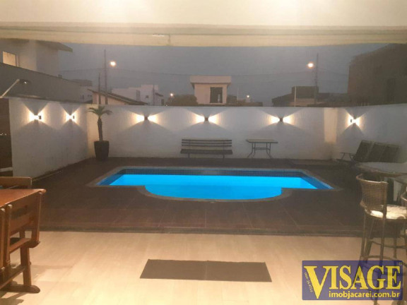 Casa com 3 Quartos à Venda, 212 m² em Jardim Jacinto - Jacareí