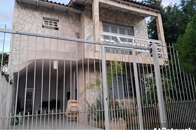 Imagem Casa com 3 Quartos à Venda, 215 m² em Jardim Algarve - Alvorada Imagem Casa com 3 Quartos à Venda, 215 m² em Jardim Algarve - Alvorada