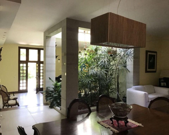 Imagem Casa com 4 Quartos à Venda, 735 m² em Piratininga - Niterói Imagem Casa com 4 Quartos à Venda, 735 m² em Piratininga - Niterói