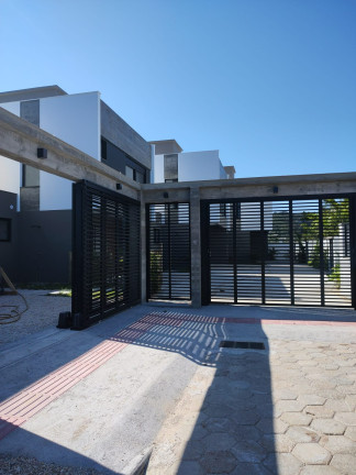 Imagem Casa com 3 Quartos à Venda, 138 m² em Ambrósio - Garopaba