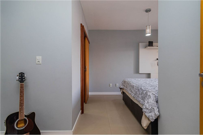 Imagem Apartamento com 3 Quartos à Venda, 164 m² em Vila Ipiranga - Porto Alegre Imagem Apartamento com 3 Quartos à Venda, 164 m² em Vila Ipiranga - Porto Alegre