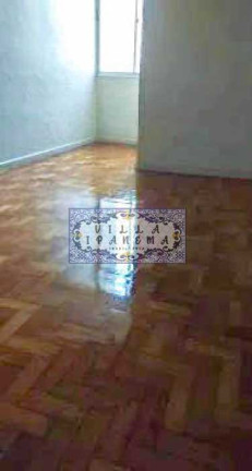Imagem Apartamento com 2 Quartos à Venda, 63 m² em Leme - Rio De Janeiro Imagem Apartamento com 2 Quartos à Venda, 63 m² em Leme - Rio De Janeiro