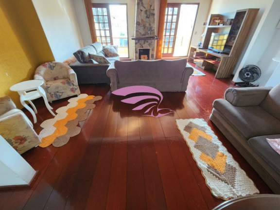 Imagem Casa com 3 Quartos à Venda, 246 m² em Xaxim - Curitiba Imagem Casa com 3 Quartos à Venda, 246 m² em Xaxim - Curitiba