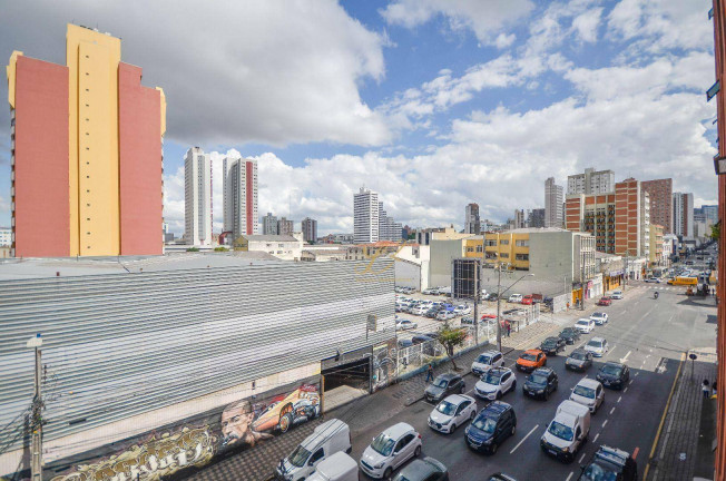 Imagem Kitnet com 1 Quarto à Venda, 21 m² em Centro - Curitiba Imagem Kitnet com 1 Quarto à Venda, 21 m² em Centro - Curitiba