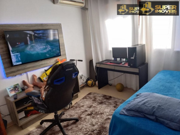 Imagem Apartamento com 3 Quartos à Venda, 72 m² em Centro - Pelotas