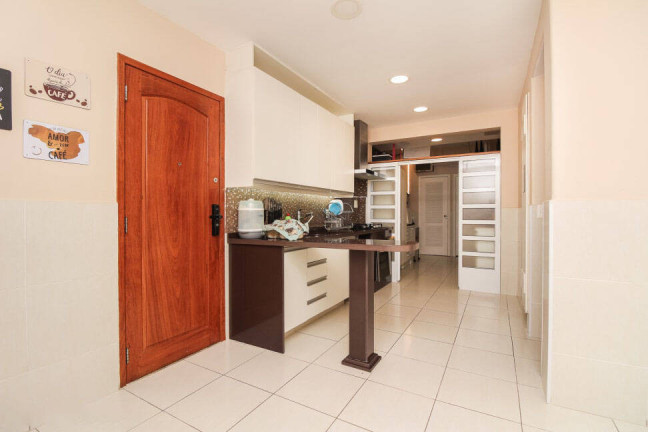 Imagem Apartamento com 3 Quartos à Venda, 175 m² em Copacabana - Rio De Janeiro Imagem Apartamento com 3 Quartos à Venda, 175 m² em Copacabana - Rio De Janeiro