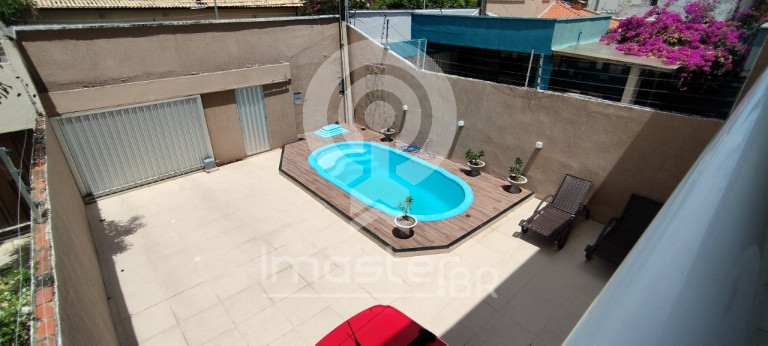 Imagem Casa com 5 Quartos à Venda, 175 m² em Edson Queiroz - Fortaleza