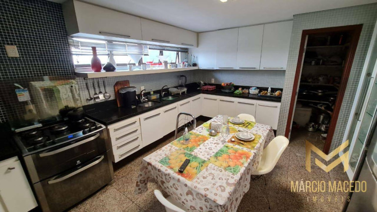 Imagem Apartamento com 3 Quartos à Venda, 303 m² em Patriolino Ribeiro - Fortaleza Imagem Apartamento com 3 Quartos à Venda, 303 m² em Patriolino Ribeiro - Fortaleza