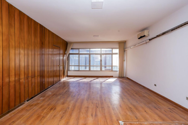 Imagem Sala Comercial à Venda, 172 m² em Centro - Curitiba Imagem Sala Comercial à Venda, 172 m² em Centro - Curitiba