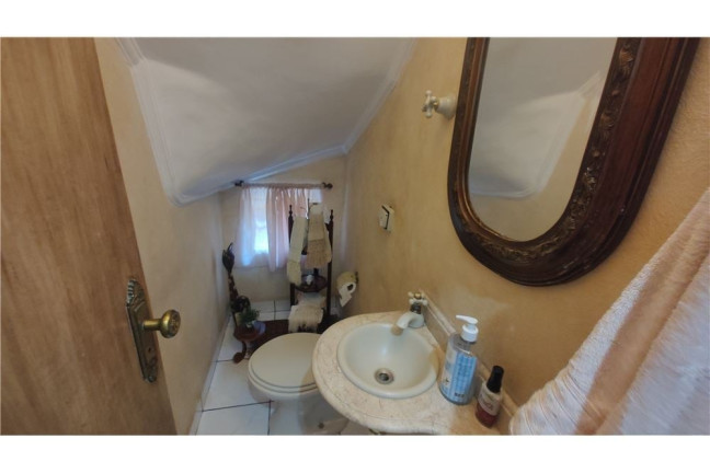 Imagem Casa com 3 Quartos à Venda, 207 m² em Vila Marari - São Paulo Imagem Casa com 3 Quartos à Venda, 207 m² em Vila Marari - São Paulo