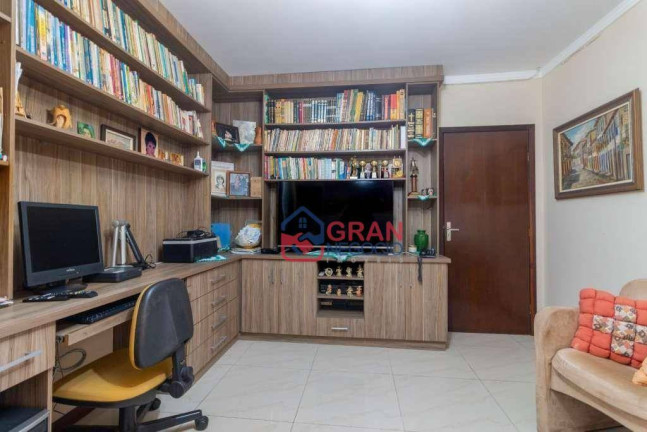 Imagem Casa com 3 Quartos à Venda, 123 m² em São Braz - Curitiba Imagem Casa com 3 Quartos à Venda, 123 m² em São Braz - Curitiba