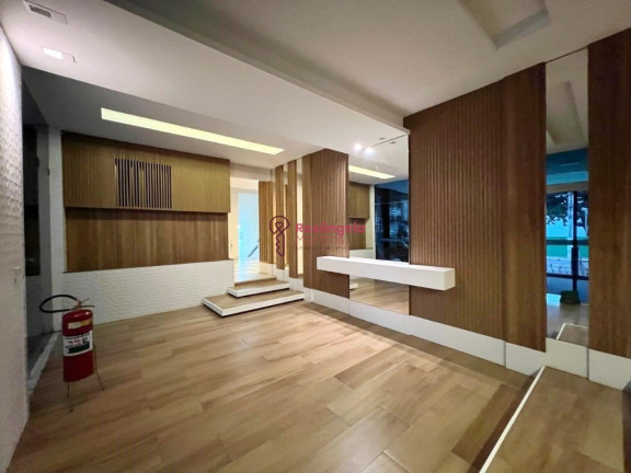 Imagem Apartamento com 3 Quartos à Venda, 135 m² em Praia Da Costa - Vila Velha Imagem Apartamento com 3 Quartos à Venda, 135 m² em Praia Da Costa - Vila Velha