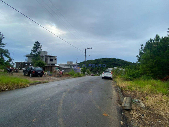 Imagem Terreno à Venda, 1.995 m² em Centro - Penha Imagem Terreno à Venda, 1.995 m² em Centro - Penha