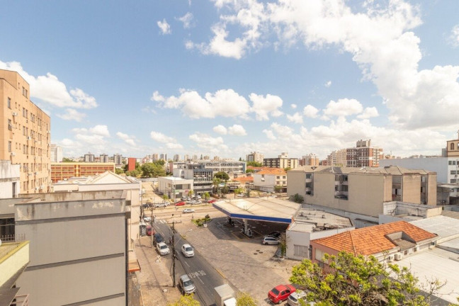 Imagem Imóvel à Venda, 1.700 m² em Jardim Lindóia - Porto Alegre Imagem Imóvel à Venda, 1.700 m² em Jardim Lindóia - Porto Alegre