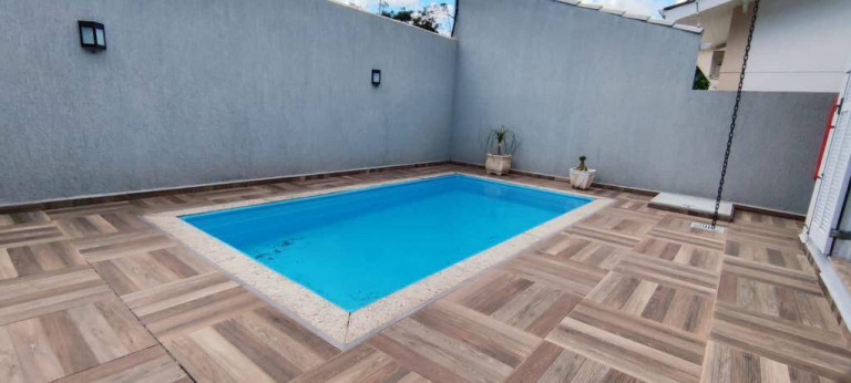 Imagem Casa com 2 Quartos à Venda, 300 m² em Parque Arco Iris - Atibaia Imagem Casa com 2 Quartos à Venda, 300 m² em Parque Arco Iris - Atibaia