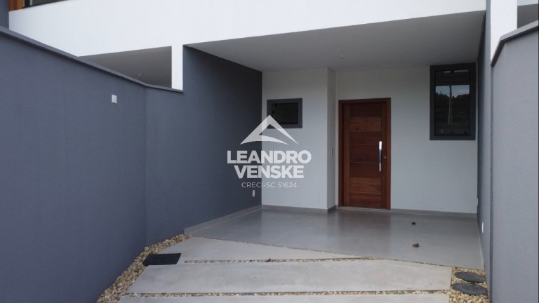 Imagem Sobrado com 3 Quartos à Venda, em Glória - Joinville Imagem Sobrado com 3 Quartos à Venda, em Glória - Joinville