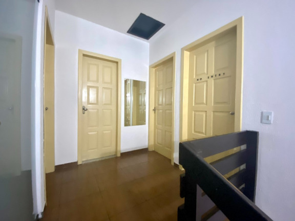 Imagem Casa com 4 Quartos à Venda, 200 m² em Barreiros - São José