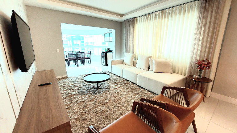 Imagem Apartamento com 3 Quartos à Venda, 143 m² em Centro - Balneário Camboriú