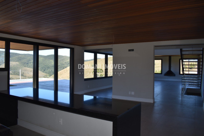 Imagem Casa com 4 Quartos à Venda, 422 m² em Região De Descansópolis - Campos Do Jordão Imagem Casa com 4 Quartos à Venda, 422 m² em Região De Descansópolis - Campos Do Jordão