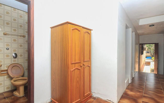 Imagem Casa com 4 Quartos à Venda, 252 m² em Jardim Isabel - Porto Alegre Imagem Casa com 4 Quartos à Venda, 252 m² em Jardim Isabel - Porto Alegre