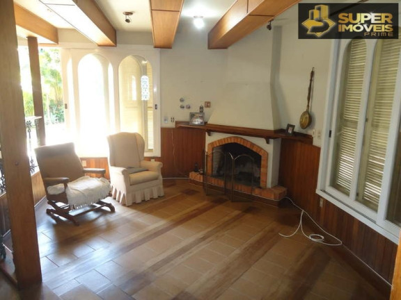 Imagem Casa com 3 Quartos à Venda, 720 m² em Três Vendas - Pelotas