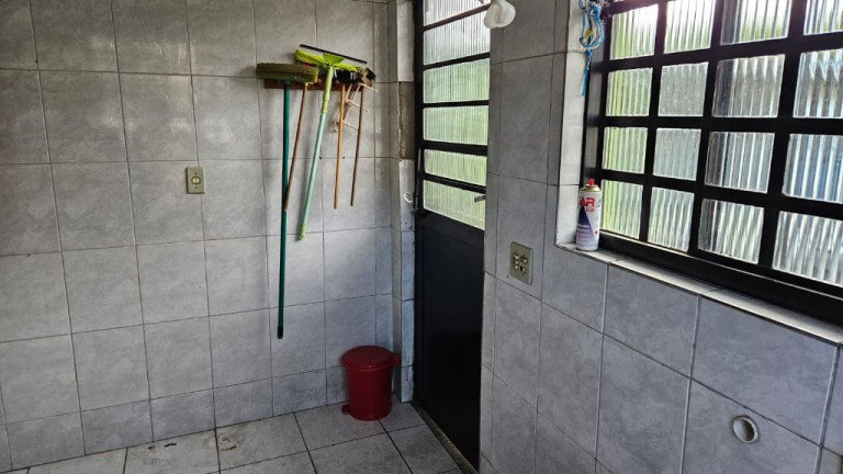Imagem Casa com 3 Quartos à Venda, 190 m² em Parque Suzano - Suzano Imagem Casa com 3 Quartos à Venda, 190 m² em Parque Suzano - Suzano