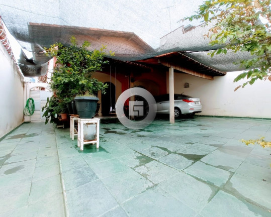 Imagem Casa com 3 Quartos à Venda, 360 m² em Sagrada Família - Montes Claros Imagem Casa com 3 Quartos à Venda, 360 m² em Sagrada Família - Montes Claros
