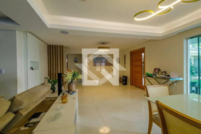 Imagem Casa com 4 Quartos à Venda, 320 m² em Recreio Dos Bandeirantes - Rio De Janeiro Imagem Casa com 4 Quartos à Venda, 320 m² em Recreio Dos Bandeirantes - Rio De Janeiro