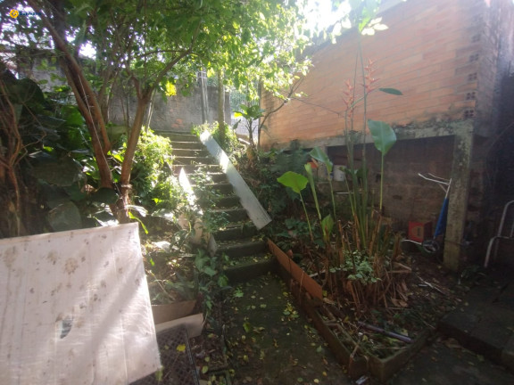 Imagem Casa com 2 Quartos à Venda, 200 m² em Coqueiros - Florianópolis Imagem Casa com 2 Quartos à Venda, 200 m² em Coqueiros - Florianópolis