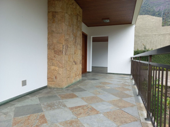 Imagem Casa com 4 Quartos à Venda, 326 m² em Araras - Teresópolis Imagem Casa com 4 Quartos à Venda, 326 m² em Araras - Teresópolis