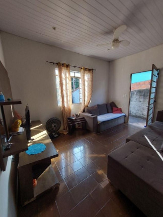 Imagem Casa com 2 Quartos à Venda, 70 m² em Jardim Cristina - Botucatu Imagem Casa com 2 Quartos à Venda, 70 m² em Jardim Cristina - Botucatu
