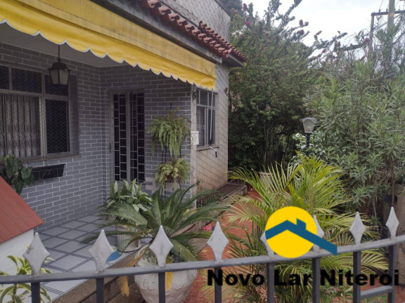 Imagem Casa com 3 Quartos à Venda, 450 m² em Barreto - Niterói Imagem Casa com 3 Quartos à Venda, 450 m² em Barreto - Niterói