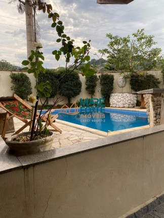 Imagem Sobrado com 4 Quartos à Venda, 220 m² em Jardim Samambaia - Ubatuba Imagem Sobrado com 4 Quartos à Venda, 220 m² em Jardim Samambaia - Ubatuba