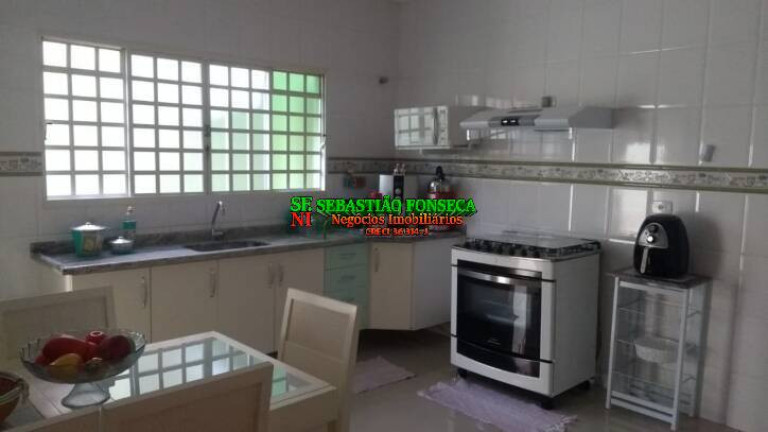Imagem Casa com 3 Quartos à Venda, 260 m² em Cidade Jardim - Jacareí Imagem Casa com 3 Quartos à Venda, 260 m² em Cidade Jardim - Jacareí