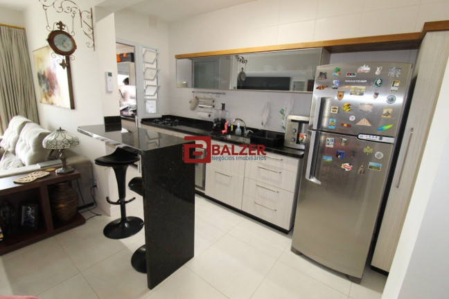 Imagem Apartamento com 2 Quartos à Venda, 92 m² em Itacorubi - Florianópolis