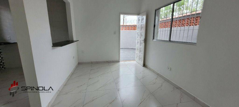 Imagem Casa com 2 Quartos à Venda, 70 m² em Maracanã - Praia Grande Imagem Casa com 2 Quartos à Venda, 70 m² em Maracanã - Praia Grande