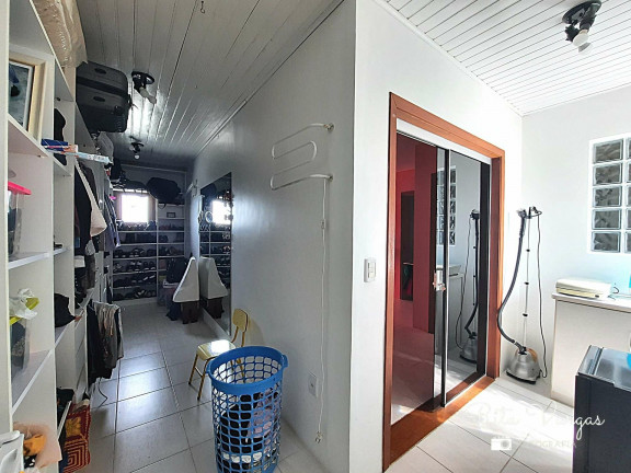 Imagem Imóvel com 3 Quartos à Venda, 255 m² em São Lucas - Viamão Imagem Imóvel com 3 Quartos à Venda, 255 m² em São Lucas - Viamão