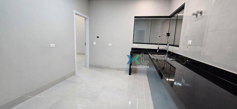 Imagem Casa com 4 Quartos à Venda, 220 m² em Vila Carlota - Campo Grande Imagem Casa com 4 Quartos à Venda, 220 m² em Vila Carlota - Campo Grande