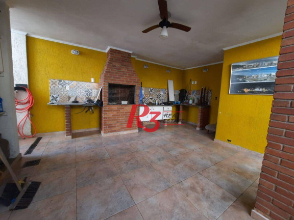 Imagem Casa com 5 Quartos à Venda, 300 m² em Gonzaga - Santos Imagem Casa com 5 Quartos à Venda, 300 m² em Gonzaga - Santos