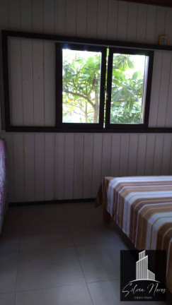 Imagem Casa com 4 Quartos à Venda, 252 m² em Jaguaruna