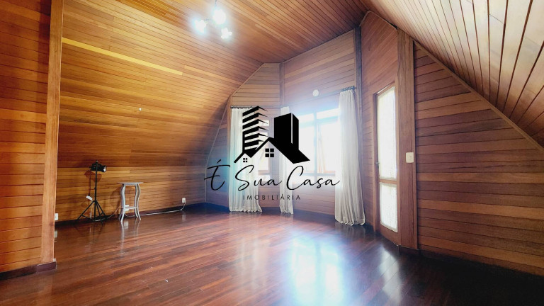 Imagem Casa com 4 Quartos à Venda, 360 m² em Cabral - Contagem Imagem Casa com 4 Quartos à Venda, 360 m² em Cabral - Contagem
