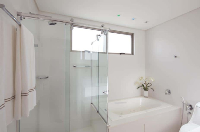Imagem Imóvel com 4 Quartos à Venda, 100 m² em Centro - Balneário Camboriú Imagem Imóvel com 4 Quartos à Venda, 100 m² em Centro - Balneário Camboriú