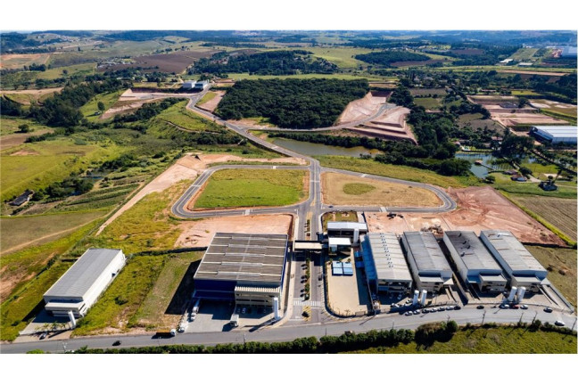 Imóvel Comercial à Venda, 2.065 m² em Itupeva - Itupeva