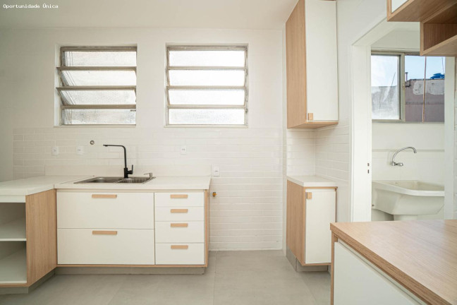 Imagem Apartamento com 4 Quartos à Venda, 130 m²em Tijuca - Rio De Janeiro Imagem Apartamento com 4 Quartos à Venda, 130 m²em Tijuca - Rio De Janeiro