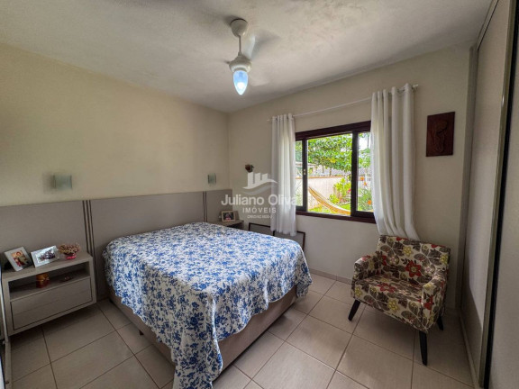 Imagem Casa com 3 Quartos à Venda, 145 m² em Barra Do Sai - Itapoá