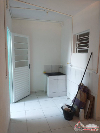 Imagem Casa com 4 Quartos à Venda, 133 m² em Parque Santo Antônio - Jacareí Imagem Casa com 4 Quartos à Venda, 133 m² em Parque Santo Antônio - Jacareí